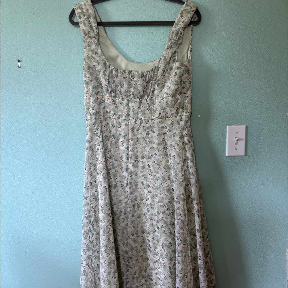 Connected Apparel Green Floral Midi Dress - Picture 2 of 2